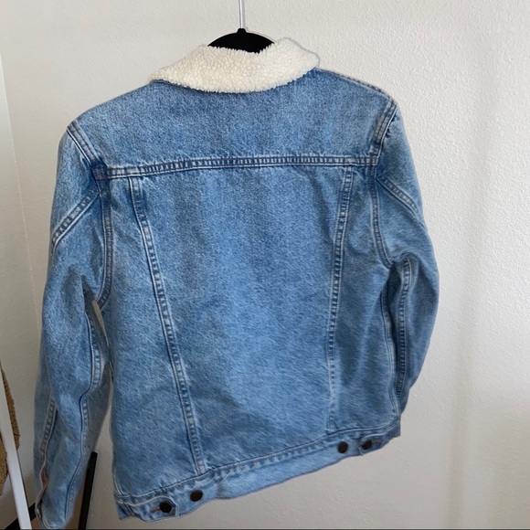 Reformation Sherpa lined denim jean jacket - Picture 2 of 2